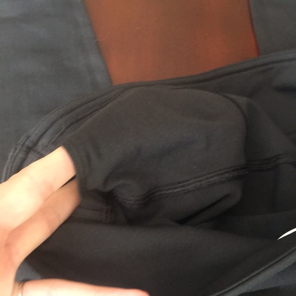 Lululemon Laser Cut Legging pants - Picture 6 of 7